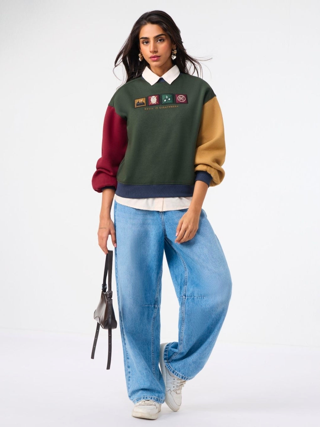 A Oversized Sweatshirts | Harry Potter: Magic Is Everywhere Women Sweatshirts | PREMIUM HEAVY FLEECE (The Souled Store)